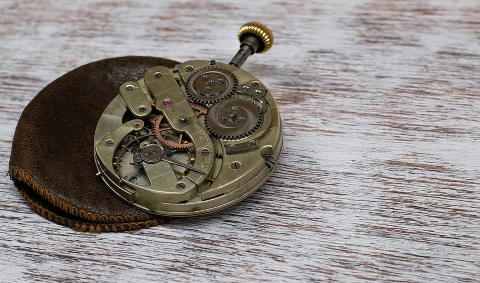 How A Mechanical Watch Works