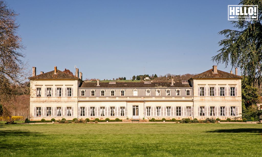 Baron Arnaud de Bastard’s unbelievable Château de Saint-Denis household residence – see inside