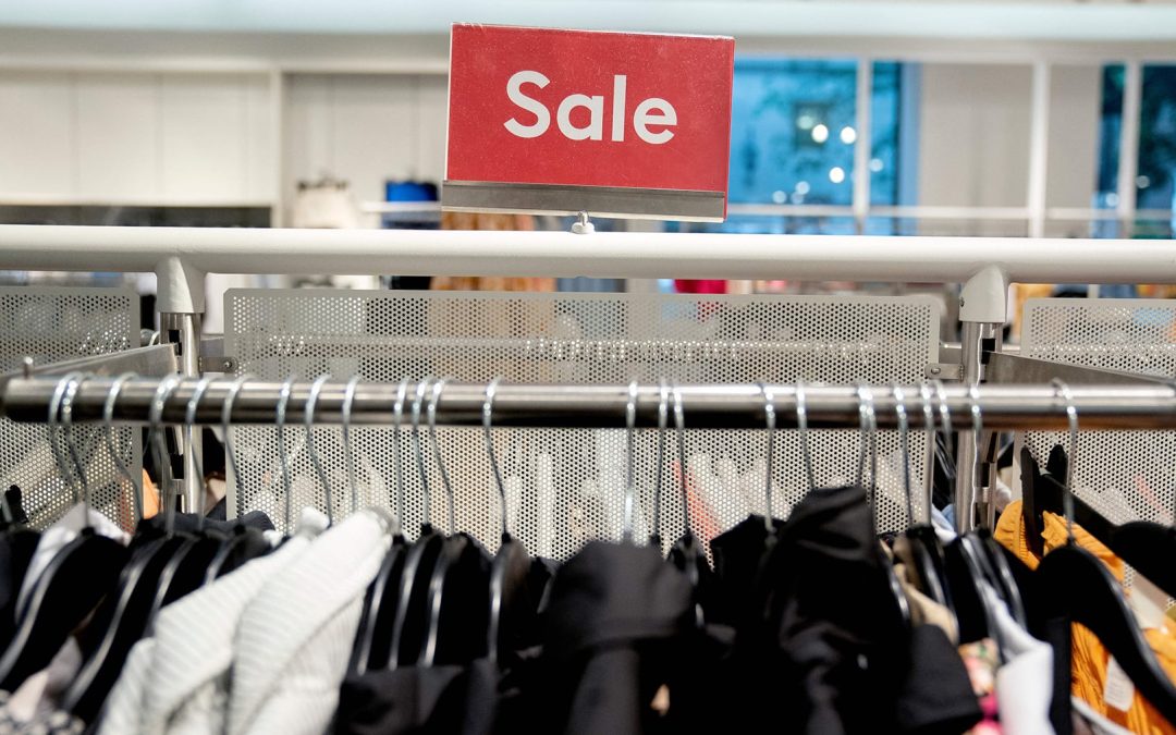 US Clothes Costs Fall in January