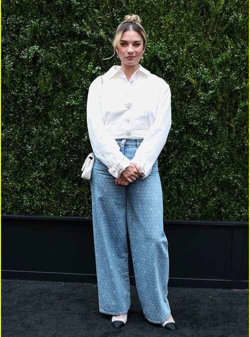 Miley Cyrus Joins Mariska Hargitay, Riley Keough, & Extra Stars at Tribeca & Chanel’s ‘Via Her Lens’ Occasion! | 2025 Tribeca Movie Pageant, AnnaSophia Robb, Annie Murphy, Beanie Feldstein, Carrie Coon, Prolonged, Jurnee Smollett, justine lupe, Lorraine Nicholson, Lucy Liu, Mariska Hargitay, Miley Cyrus, Mira Sorvino, Misty Copeland, Olivia Munn, Patty Jenkins, Riley Keough, Tish Cyrus, Whitney Peak, Zosia Mamet | Simply Jared: Movie star Information and Gossip