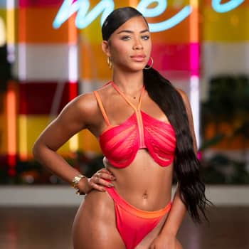 Shop Amaya Espinal’s Muumuu Dress From “Love Island USA”
