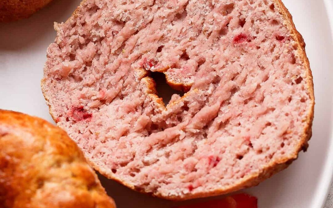 Strawberry Cottage Cheese Bagels – Fit Foodie Finds