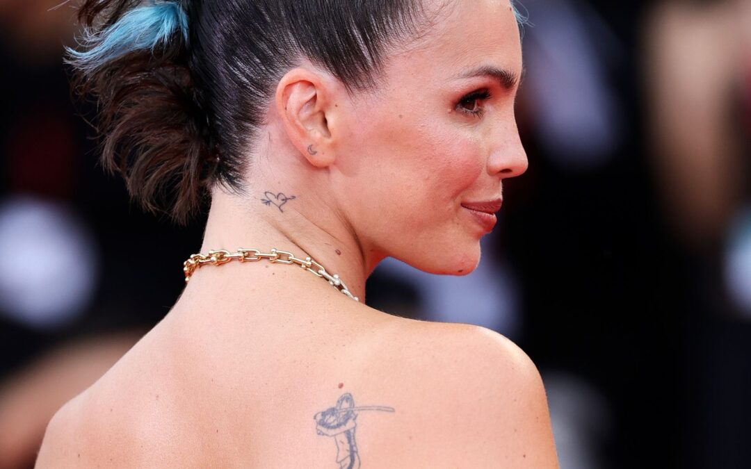 The Most Head-Turning Accessory at the Venice Film Festival 2025 Is an Artistic Hairdo