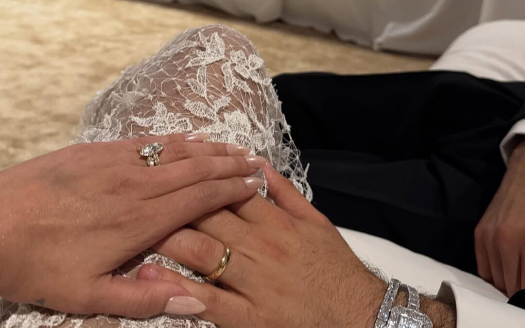 The Stunning Hidden Tribute To Selena Gomez In Benny Blanco’s Wedding ceremony Ring Revealed! 