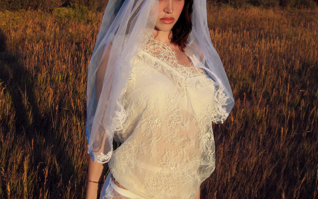 LADYGUNN – TASH BLAKE TURNS HEARTACHE TO POWER WITH “DIE IN YOUR ARMS”