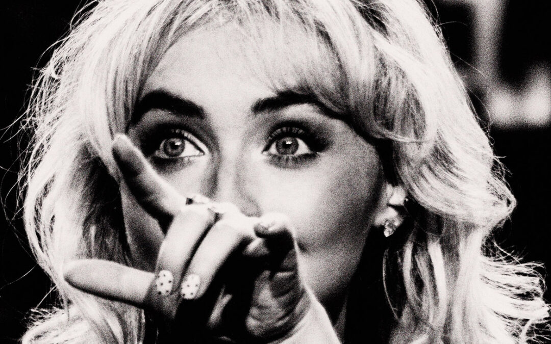 SABRINA CARPENTER DELIVERS PURE POP THEATER AT CRYPTO.COM ARENA