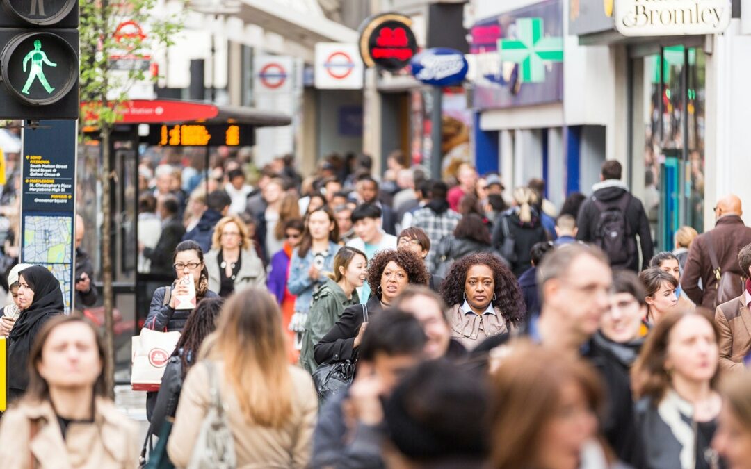 Consumers Shun UK Excessive Streets Regardless of Lure of Boxing Day Gross sales