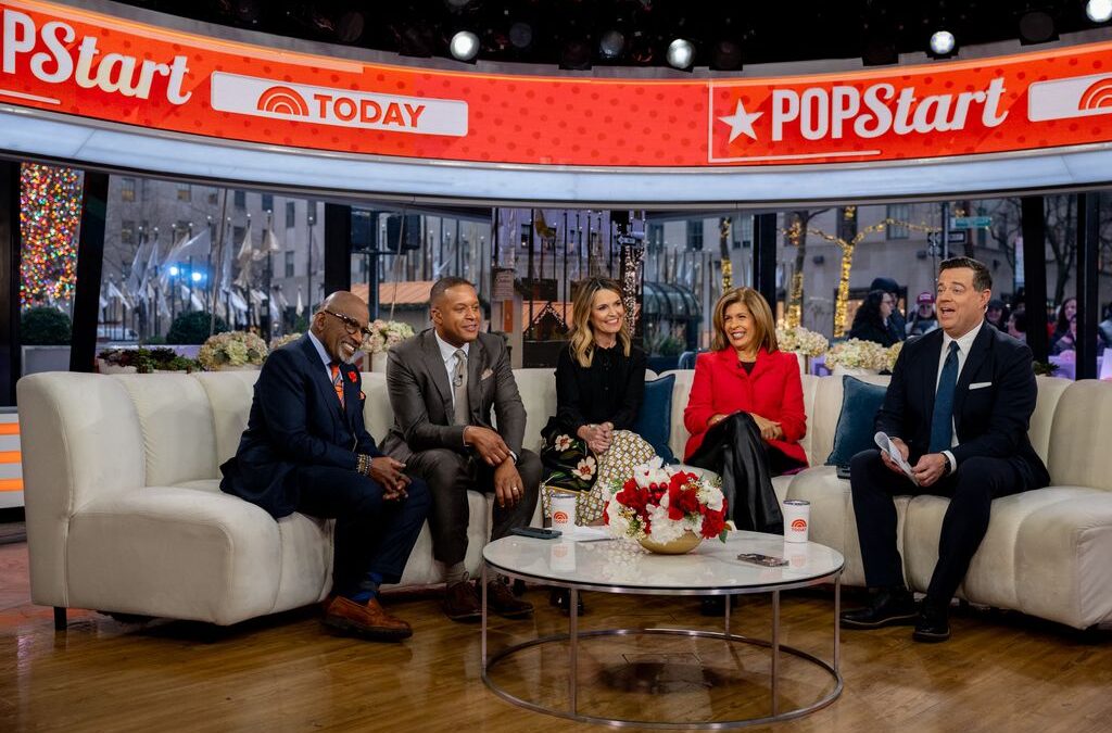 Hoda Kotb talks ‘extinguishing the darkish’ as she displays on massive transfer away from TODAY